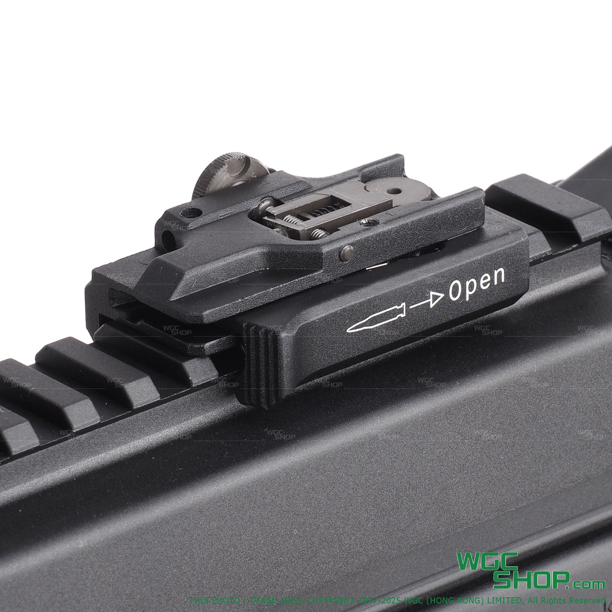 Close-up rear sight of VFC MG4 AEG airsoft