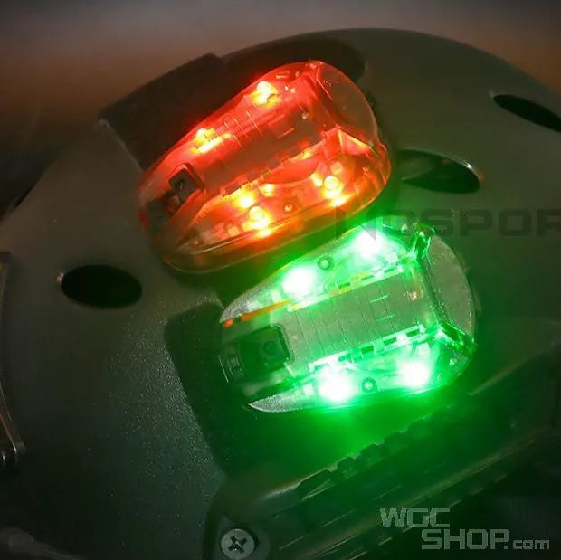 Helmet best sale signal light